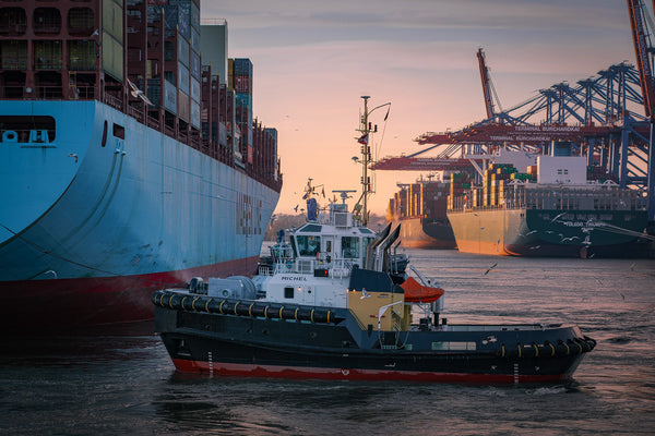 Hafenschlepper MICHEL zieht sie alle!