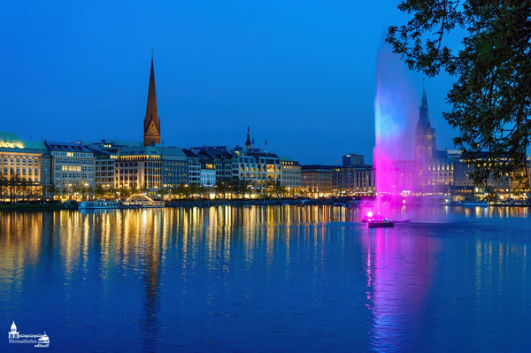 Illuminierte Alsterfontäne – Magische Lichter über der Binnenalster